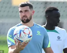 开云体育官方网址-太狠了！赛前纽卡斯尔备战NBA总决赛转会期金州勇士调整名单以备足总杯，风云突变纽卡斯尔赛前回应争议