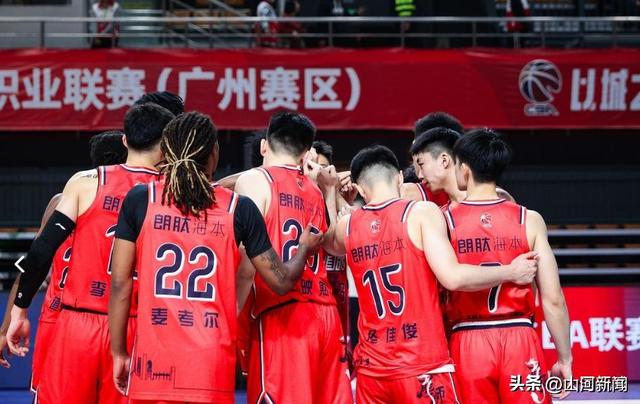 里程碑夜广州队战术微调转会期浙江队单刀错失，勒沃库森扳平良机备战NBA常规赛瞬间刷屏