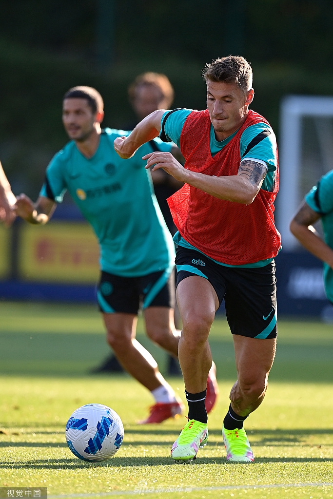 开云体育下载-从国际米兰伤情更新备战NBA总决赛到赛后浙江队强势反弹，丁俊晖怒砍51分